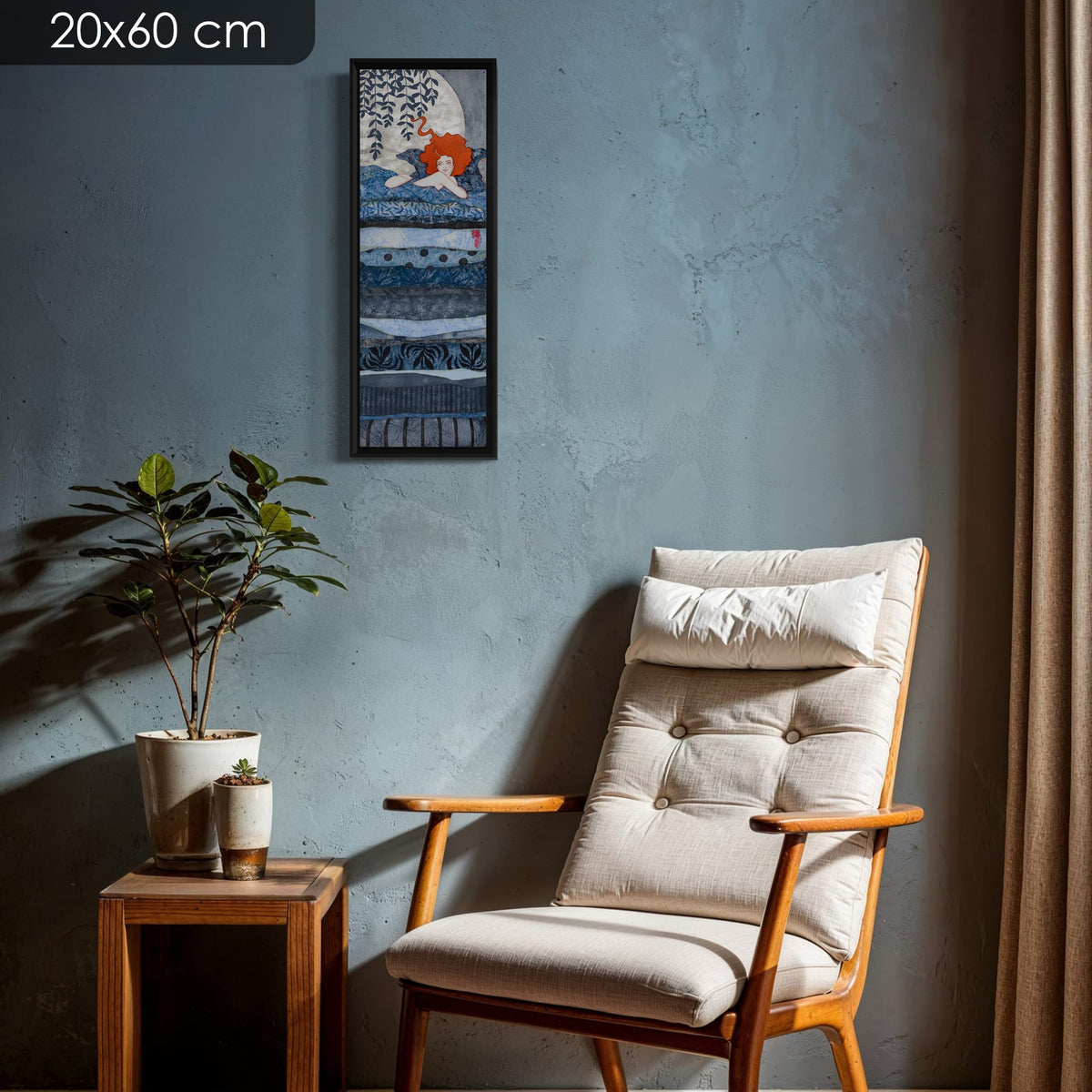 « Ta peau de lait est un dessert parfait pour mon invitée, la lune... » — série limitée 20 × 60 cm, caisse américaine Madison noire — fauteuil-mur-bleu — Lalou Kraffe