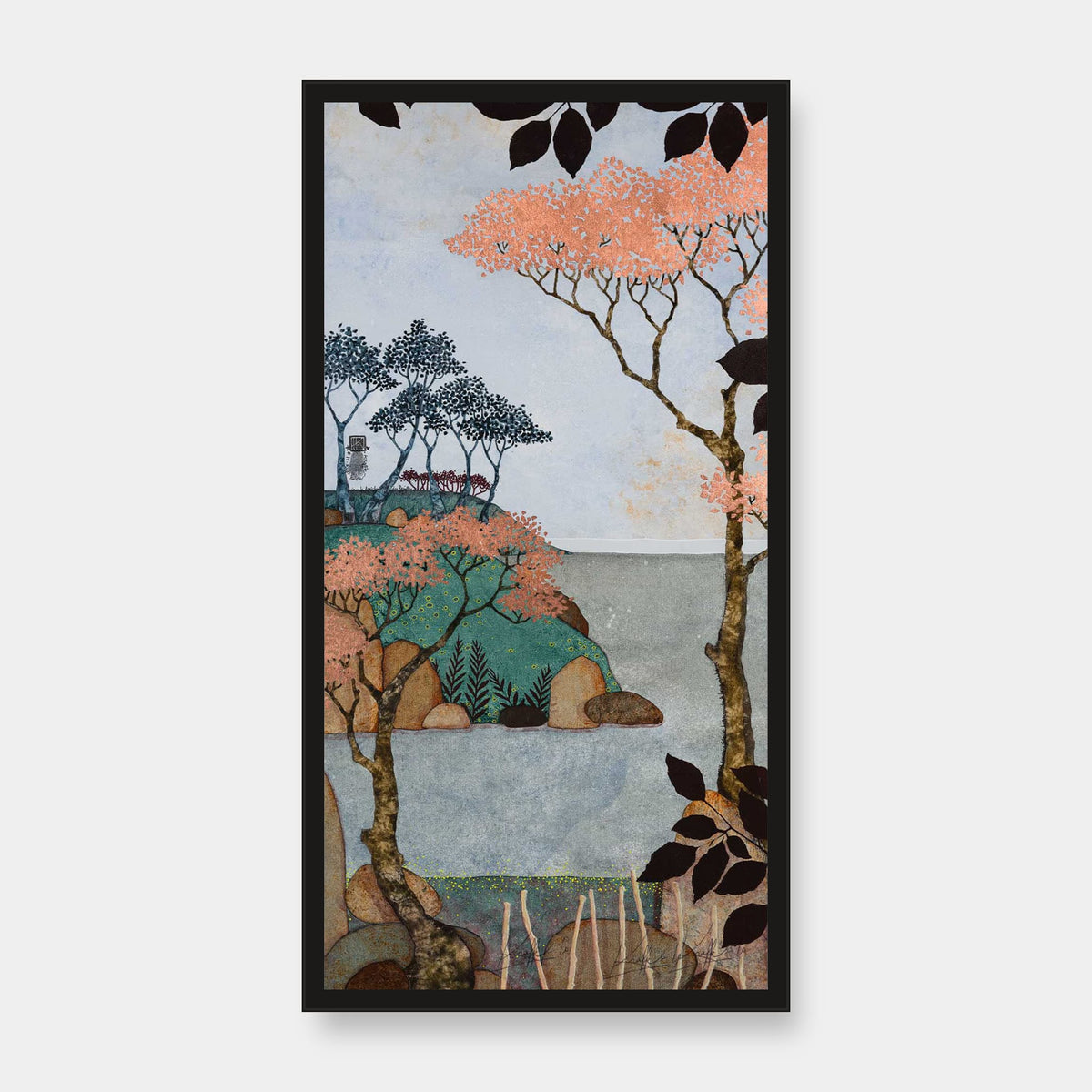 Dans la fraicheur des feuilles... mes souvenirs filent baguenauder le long de la baie... — édition d’art 30 × 60 cm avec cadre noir — vue de face