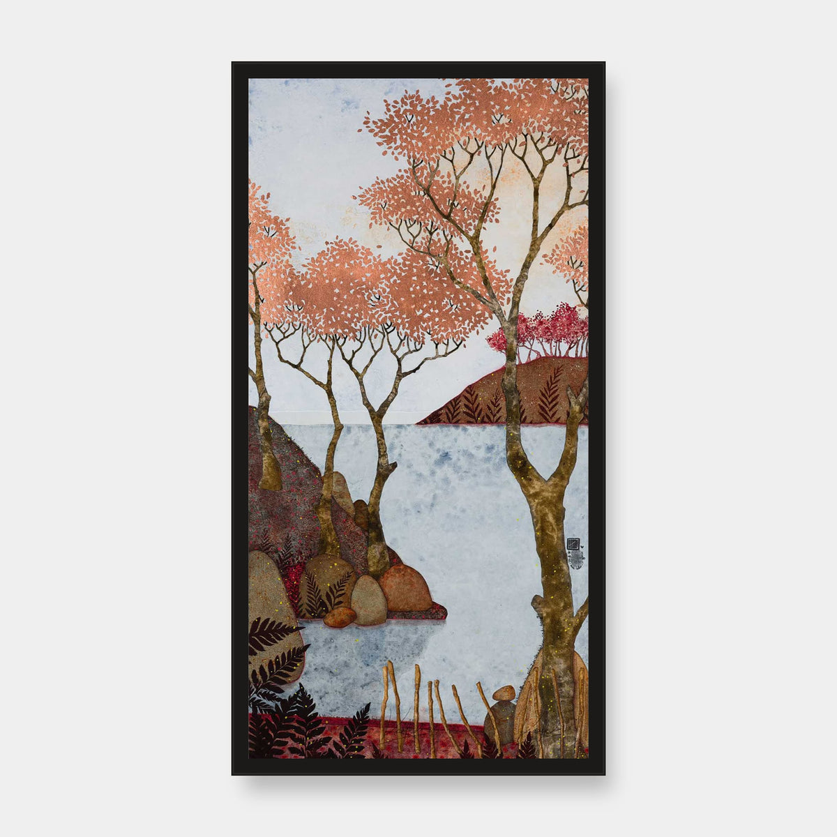 La tête calée sur un oreiller de bruyère... Les hirondelles m'emportent en rêveries avec leurs ronds gazouillis — édition d’art 30 × 60 cm avec cadre noir — vue de face